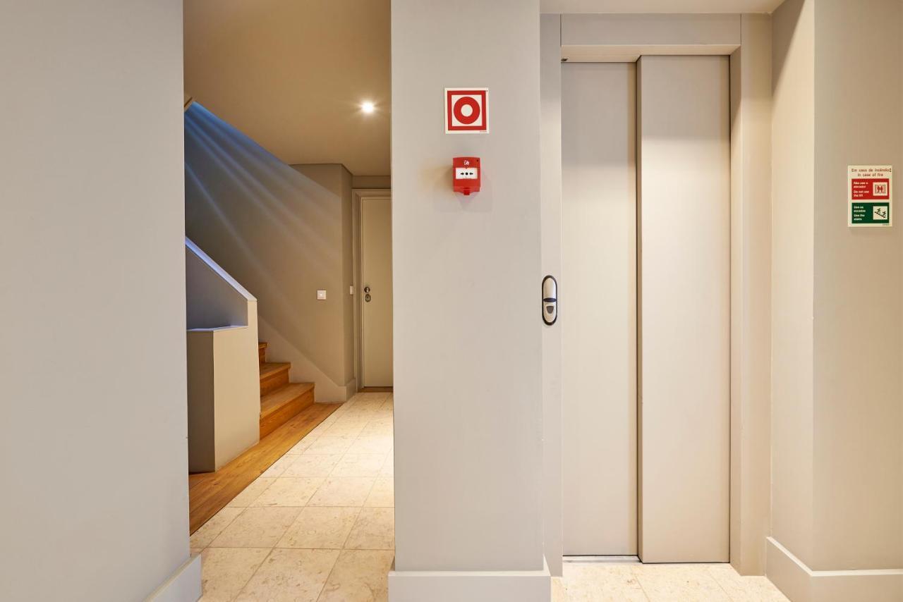 Modern Apartment Bica Dos Olhos Lisboa Rom bilde