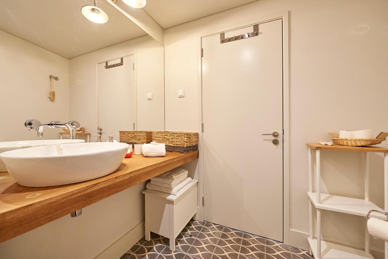 Modern Apartment Bica Dos Olhos Lisboa Rom bilde