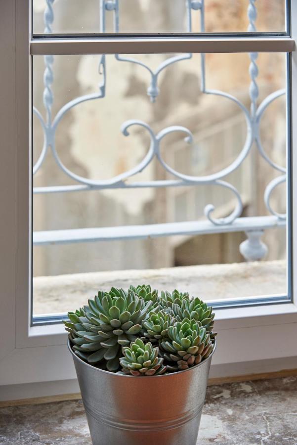 Modern Apartment Bica Dos Olhos Lisboa Rom bilde