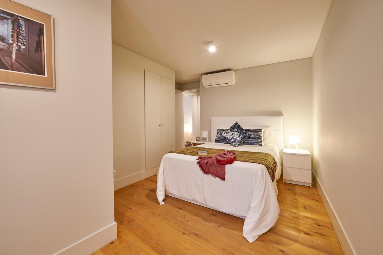 Modern Apartment Bica Dos Olhos Lisboa Rom bilde