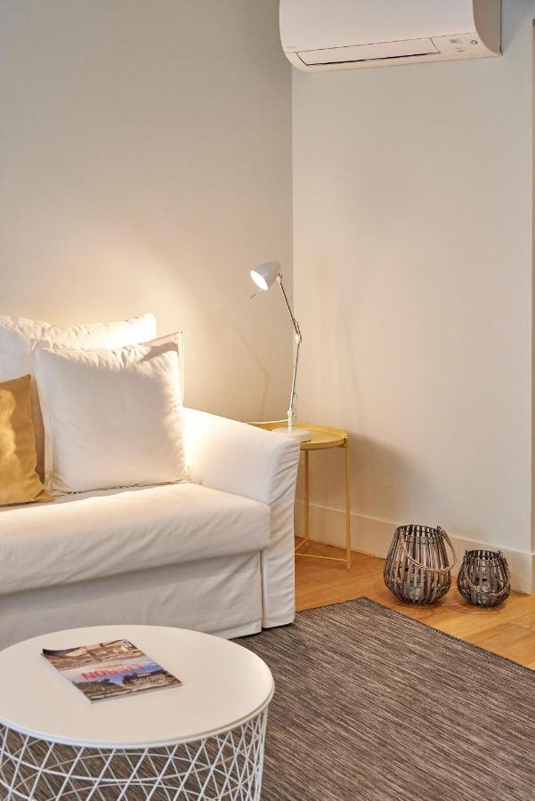 Modern Apartment Bica Dos Olhos Lisboa Rom bilde